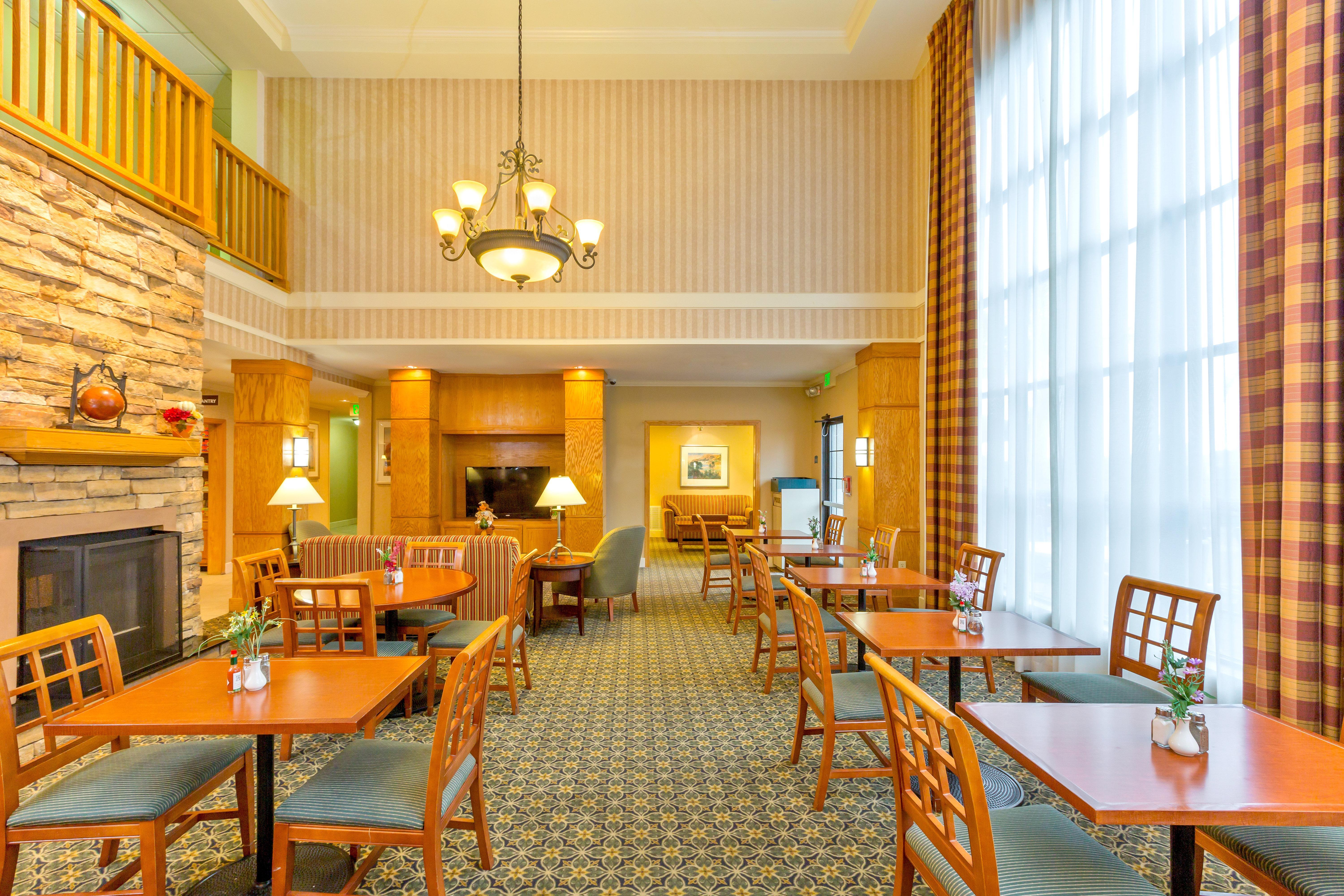 Staybridge Suites - Brownsville By Ihg Екстериор снимка