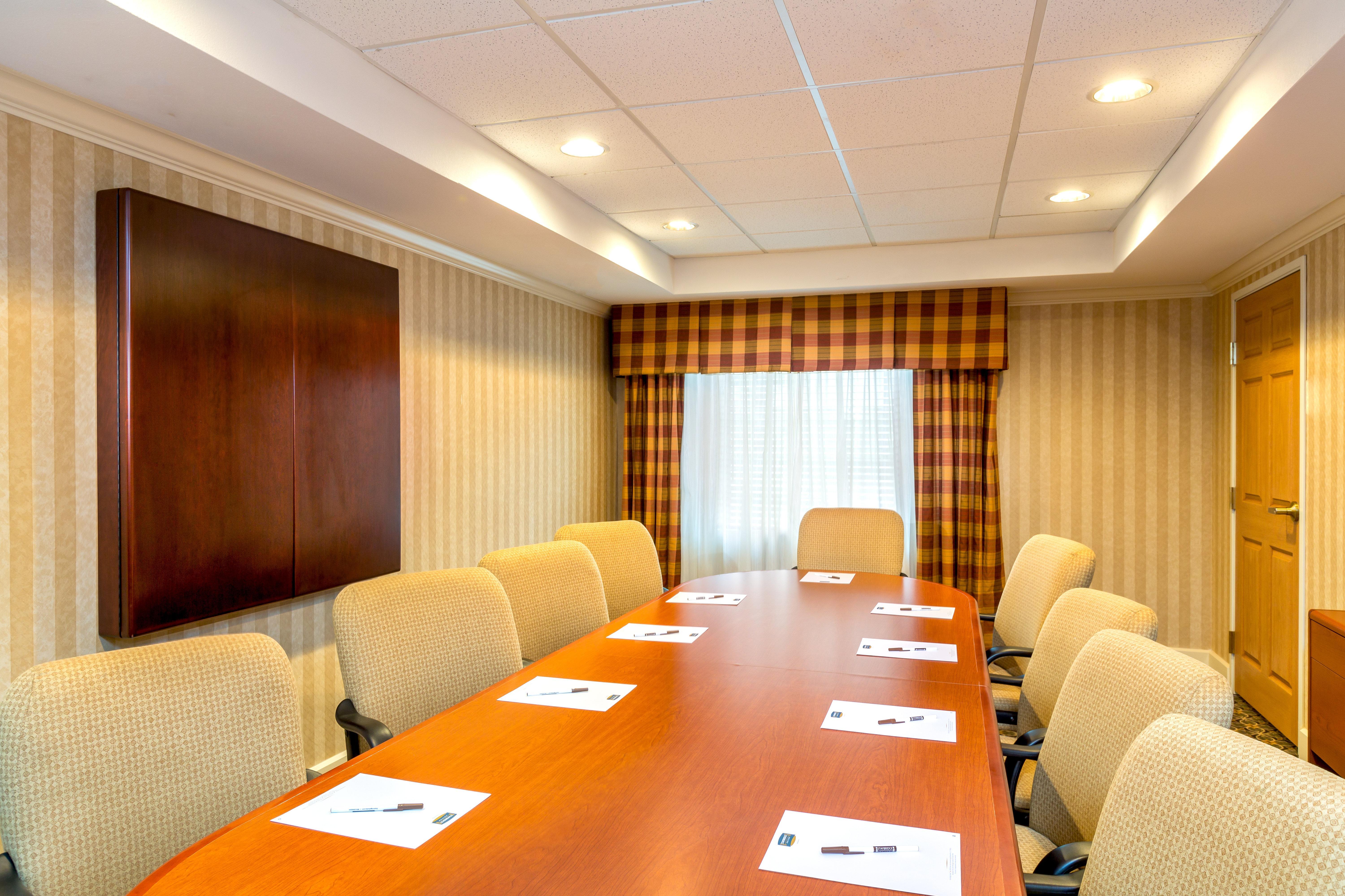 Staybridge Suites - Brownsville By Ihg Екстериор снимка