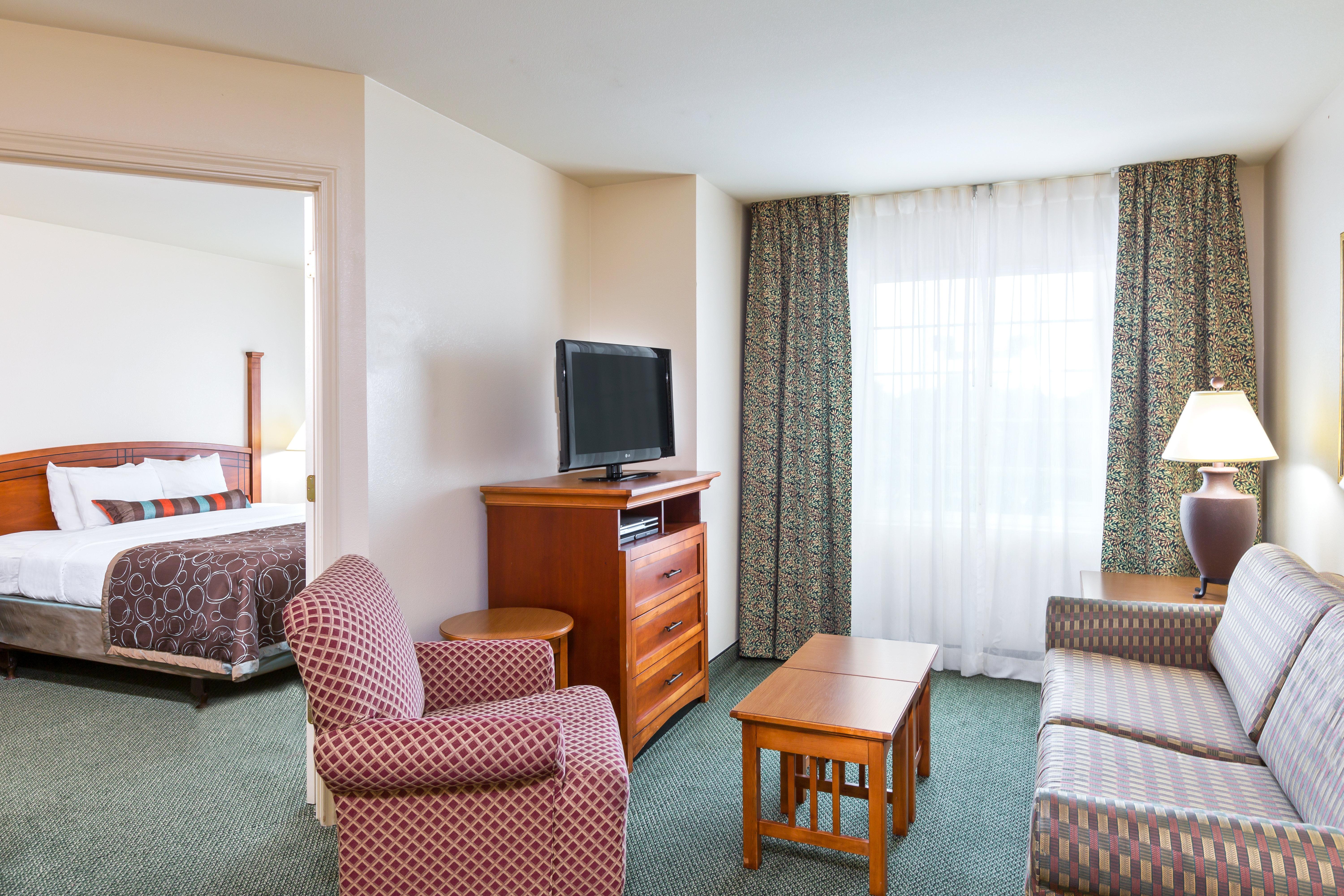 Staybridge Suites - Brownsville By Ihg Екстериор снимка