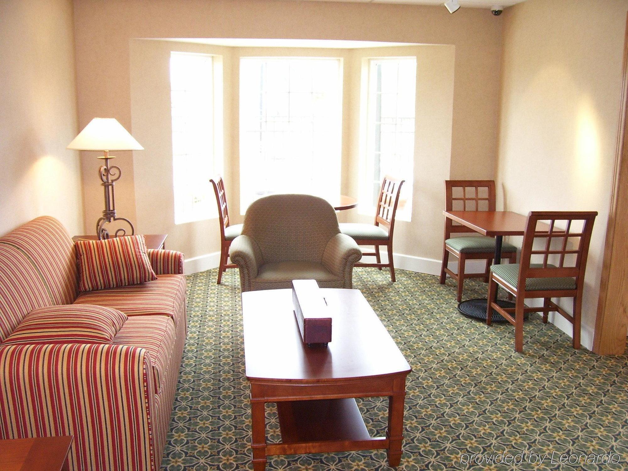 Staybridge Suites - Brownsville By Ihg Екстериор снимка