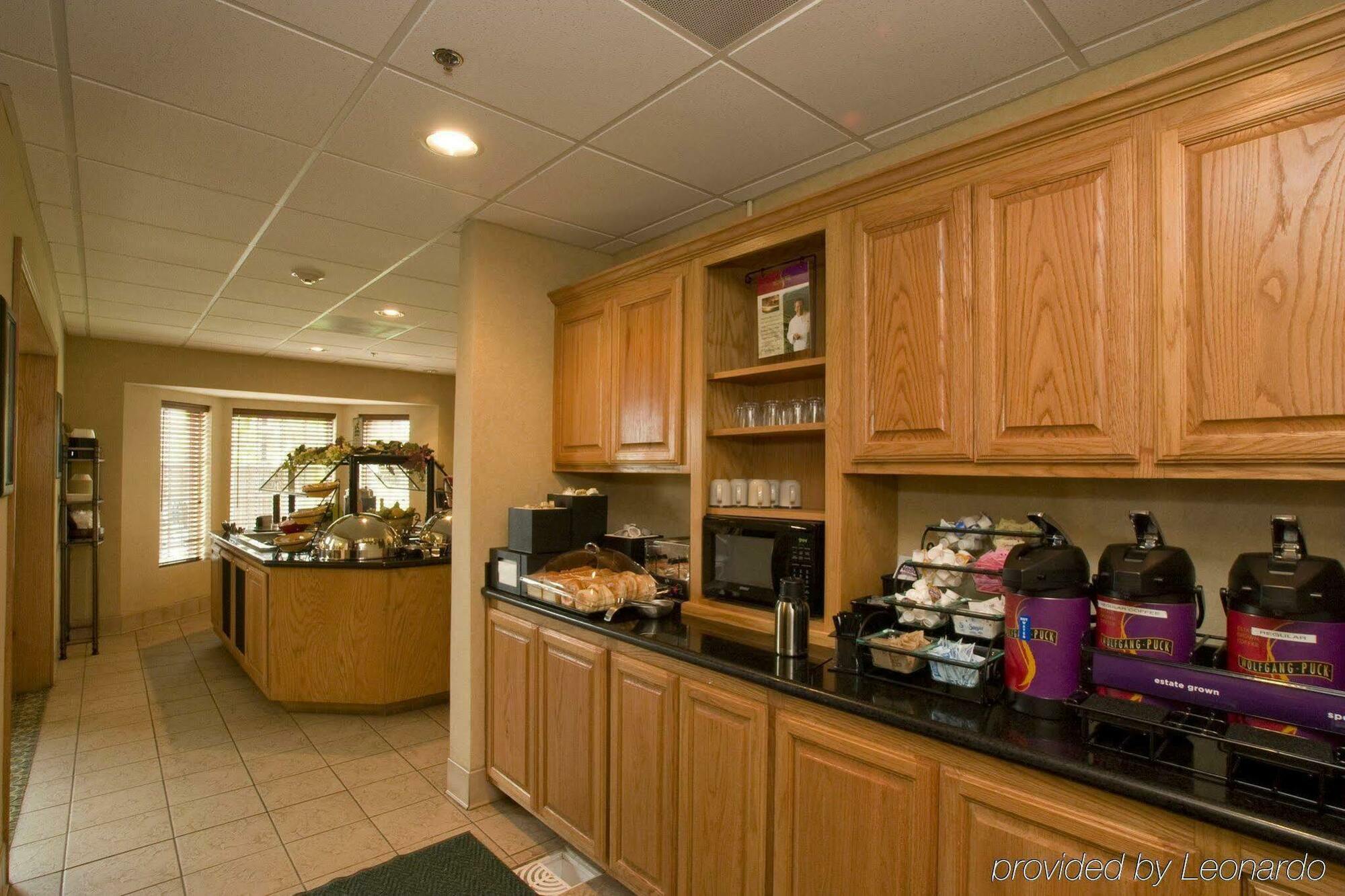 Staybridge Suites - Brownsville By Ihg Ресторант снимка